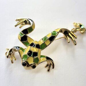 Leaping Enamelled Frog Brooch Pin